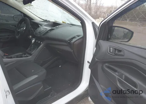 2016 Ford Escape S from USA, damaged, VIN 1FMCU0F78GUA63884